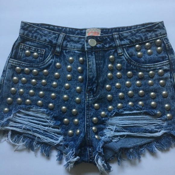 Gianni Bini Pants - Gianni Bini high rise distressed festival shorts 9